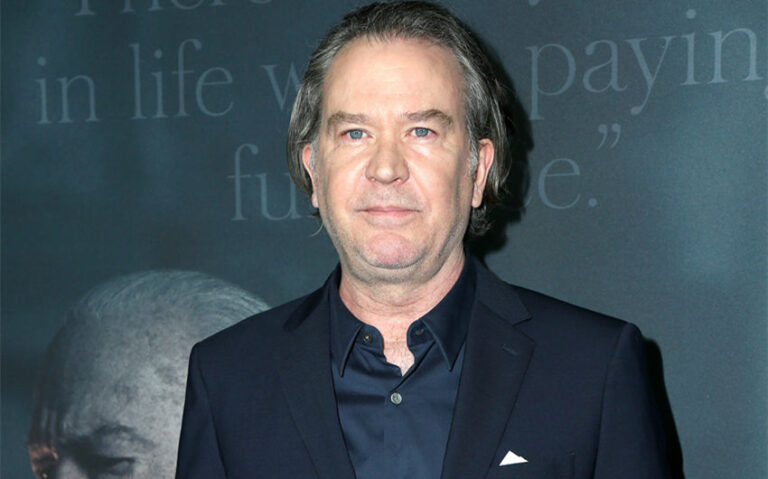 timothy hutton wife